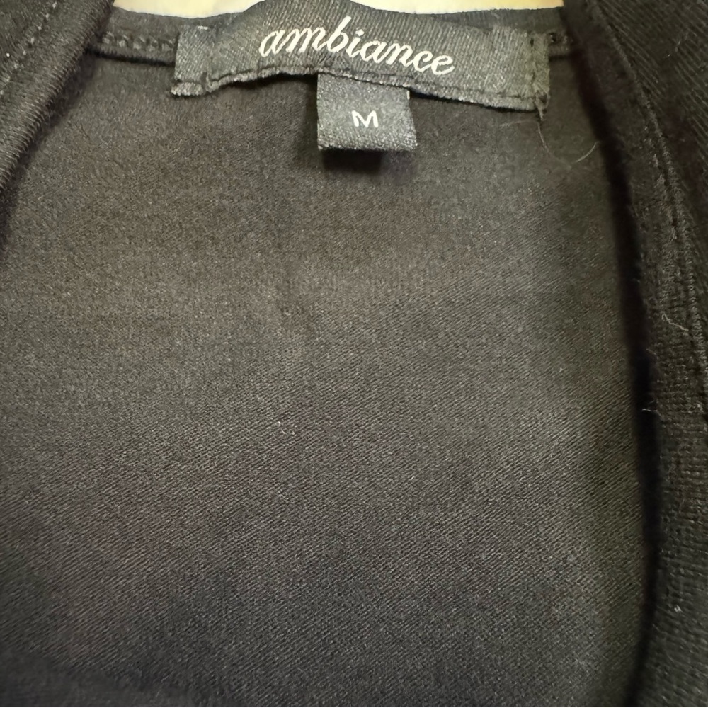 Ambiance Black Crop Tank Top Size Medium Sleeveless Soft and Stretchy NWOT - Picture 3 of 8